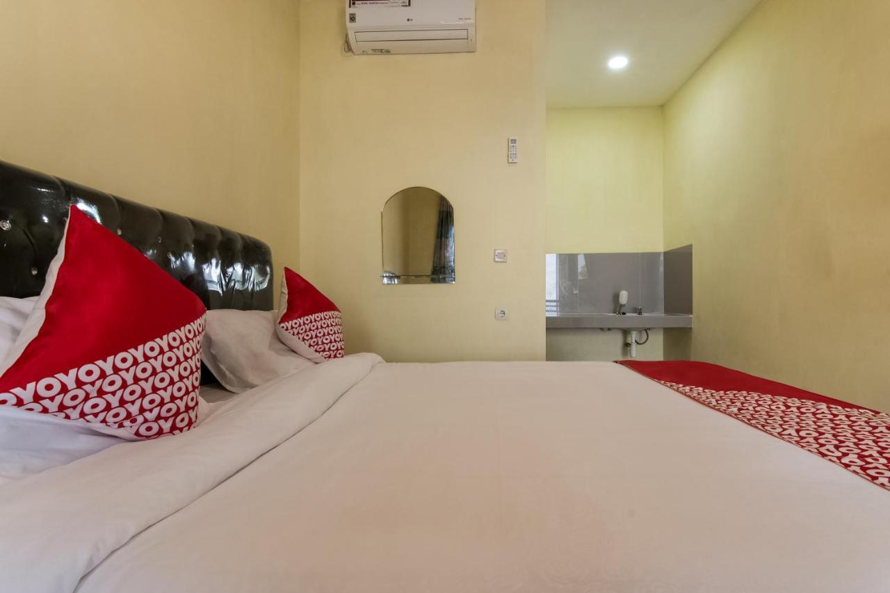 โอโย 3050 โฮตาซี ซีวิว ชาเรียะห์ Hotel อันเยอร์ ภายนอก รูปภาพ