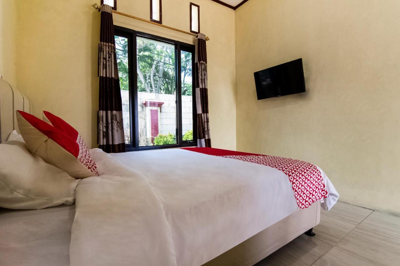 โอโย 3050 โฮตาซี ซีวิว ชาเรียะห์ Hotel อันเยอร์ ภายนอก รูปภาพ