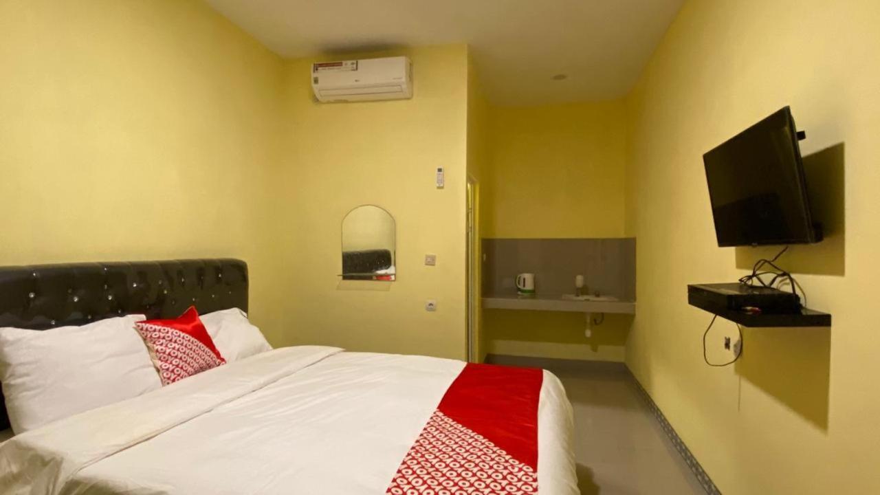 โอโย 3050 โฮตาซี ซีวิว ชาเรียะห์ Hotel อันเยอร์ ภายนอก รูปภาพ